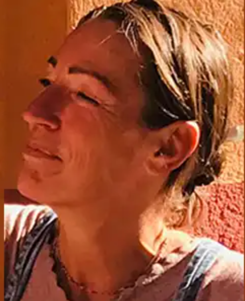 Katinka H Durkstra